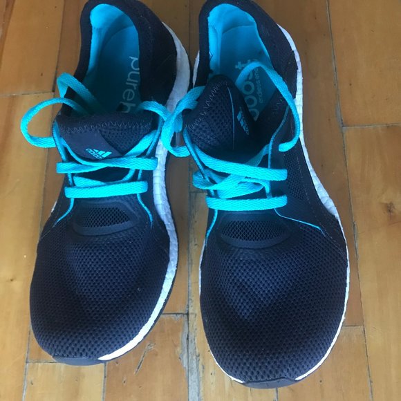 Adidas Runners - Picture 1 of 1